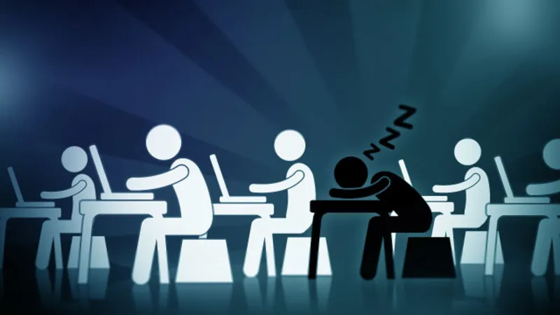 ممنوع تصفح الإنترنت بالعمل.. كيف تقنع رئيسك بالتراجع عن هذه الفكرة ؟