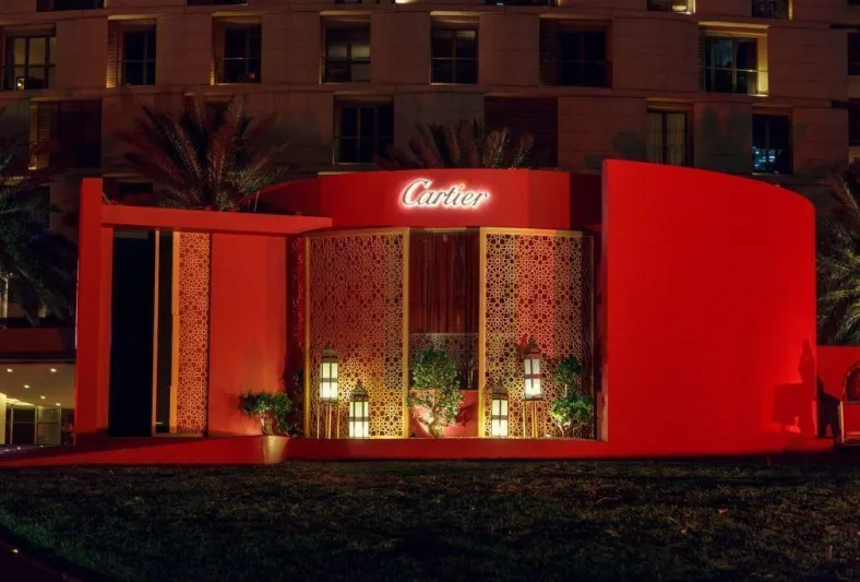 كارتييه تدعو عملائها وأصدقاءها الأوفياء في السعودية إلى مائدة سحور عامرة