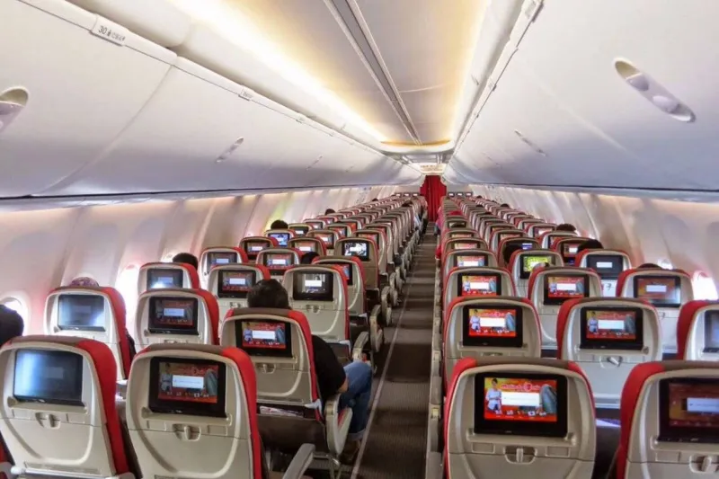 شاهد/ أقصر رحلة جوية في العالم في 47 ثانية فقط