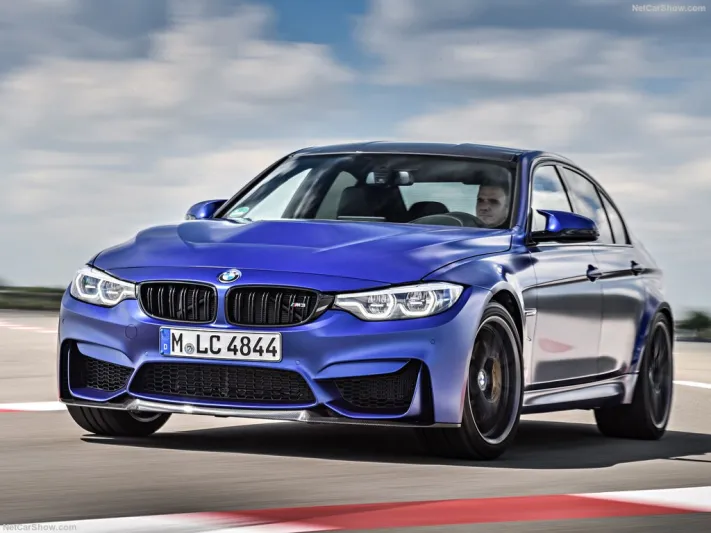 الإصدار الخاص من BMW M3 CS مزيج متميز من الأداء العالي والديناميكية اليومية