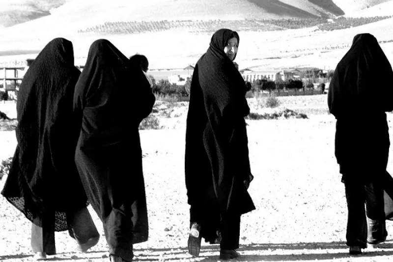 دولة إسلامية تحظر تعدد الزوجات وتفرض عقوبة على المخالفين