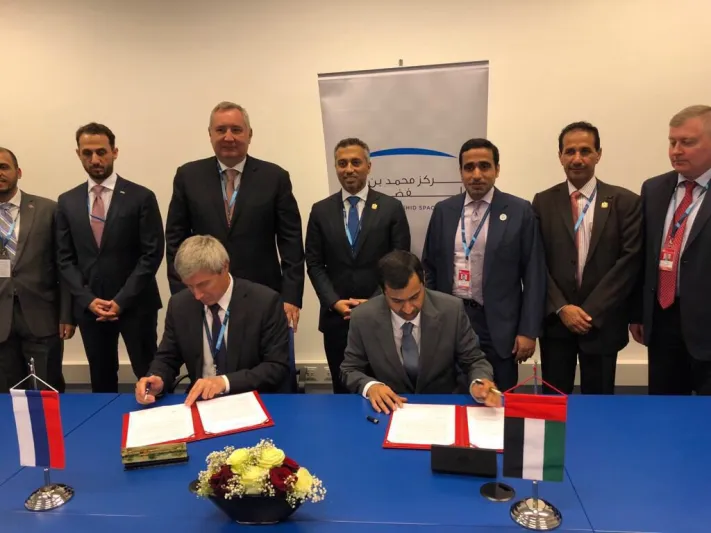 إرسال أول رائد فضاء إماراتي لمحطة الفضاء الدولية (صور)