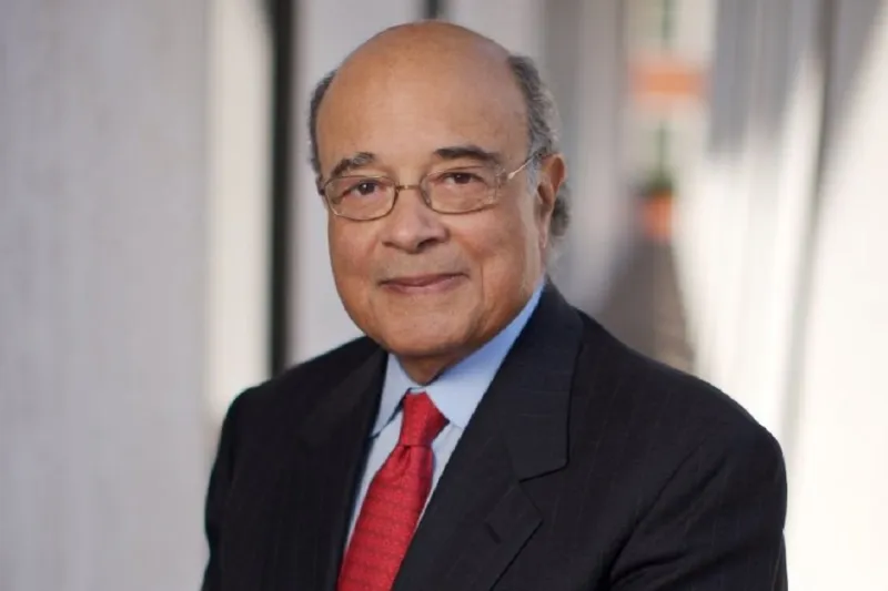 كل ما تحتاج معرفته عن «عادل محمود».. طبيب مصري أنقذ حياة الملايين ونعاه بيل جيتس 