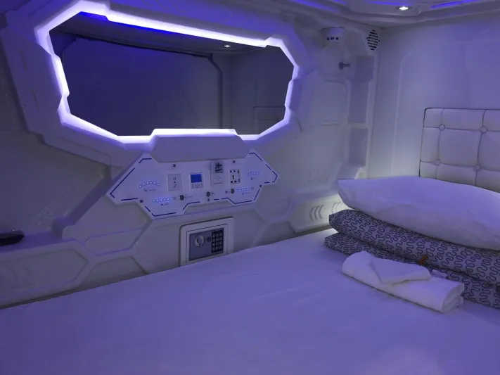 افتتاح فندق الكبسولة لمشجعي كأس العالم