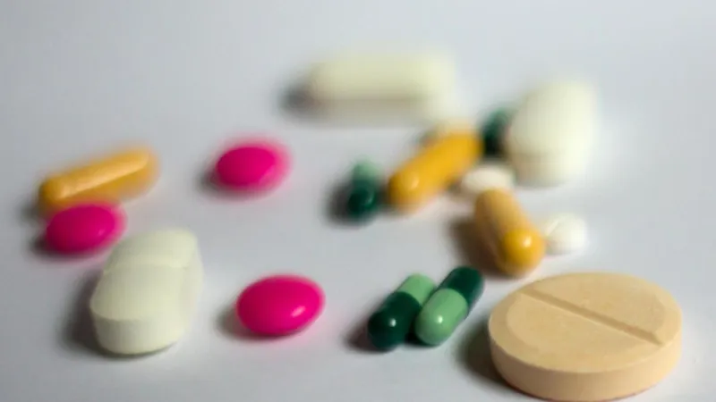 5 مضادات حيوية تتسبب في إصابتك بحصى الكلى