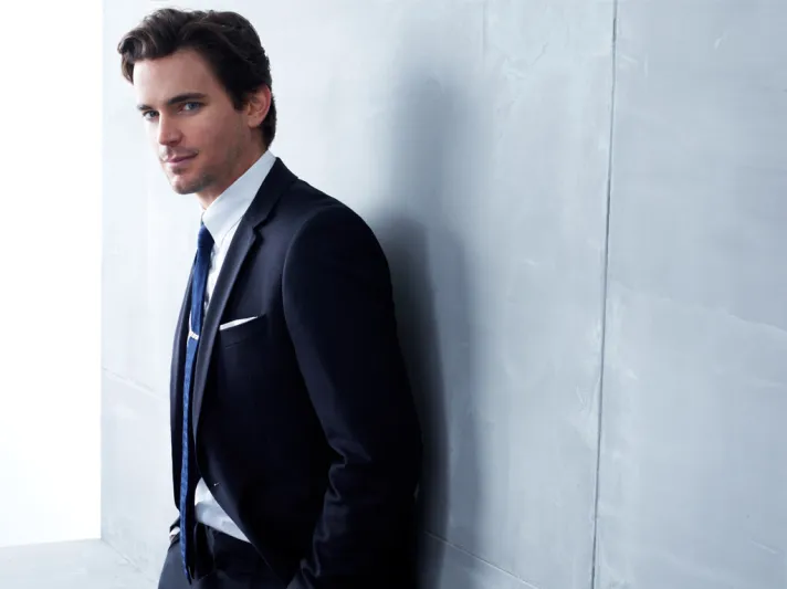 نصائح الممثل مات بومر للحصول على إطلالة رسمية متقنة