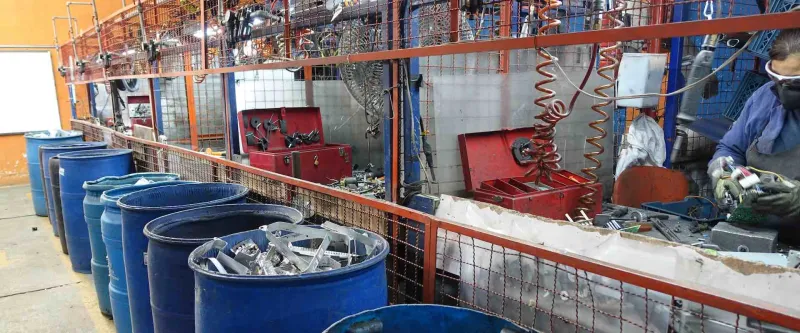 في هذه الدولة أكثر من نصف القوى العاملة يعملون لحسابهم الخاص