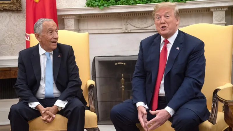 ترامب ينهار.. والسبب قبضة يد الرئيس البرتغالي (فيديو)