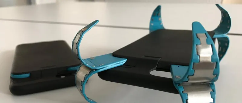 جهاز مبتكر لحماية الهواتف من التحطم (فيديو)