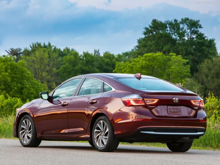 هوندا انسايت 2019.. سيارة اقتصادية بفخامة السيدان