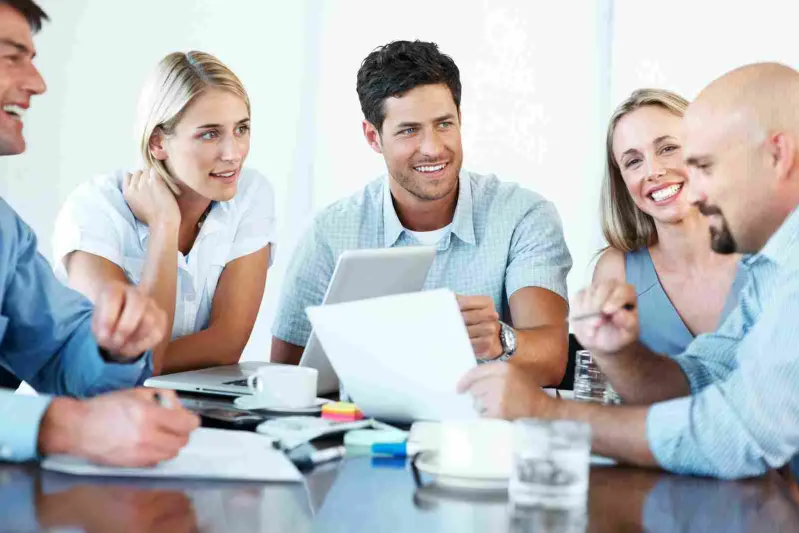 تعرف على مدي أهمية مدير العلاقات العامة في إنجاح الشركات