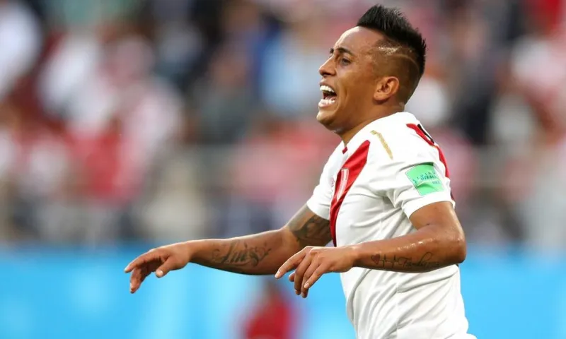 بالصور.. شاهد أغرب قصات شعر لاعبي المونديال الروسي