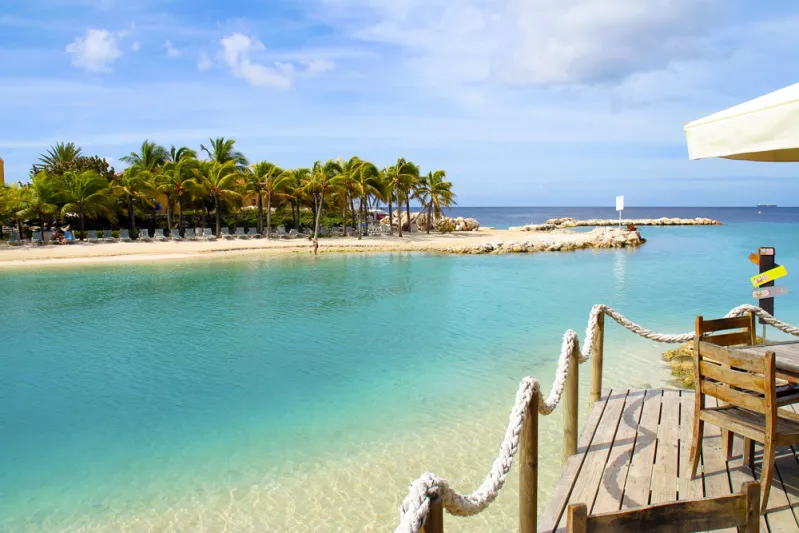 وجهات مثالية لكل ثنائي يعاني من مشاكل في علاقته 