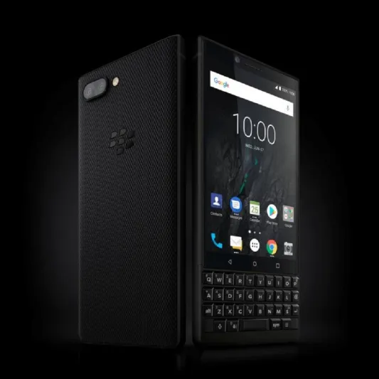 الإعلان عن توفر هاتف BlackBerry KEY2 في الشرق الأوسط