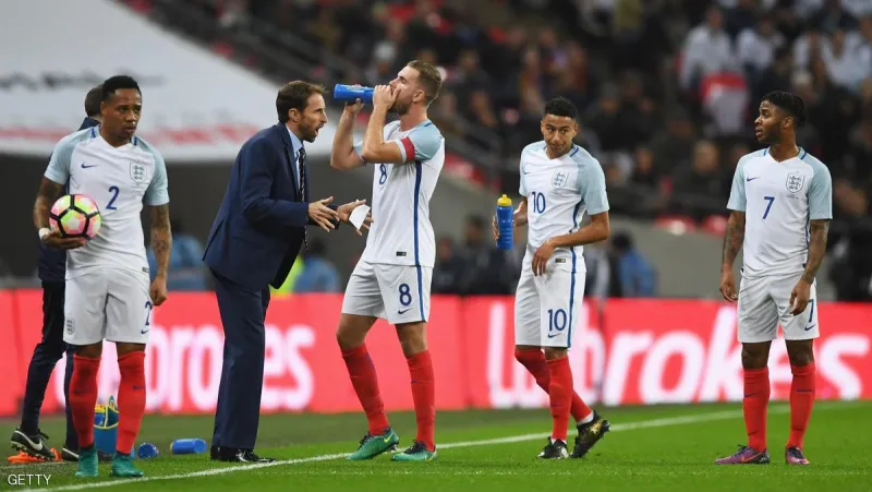 نجوم صنعوا المجد للمنتخب الإنجليزي رغم أصولهم المختلفة.. رحيم سترلينج أبرزهم