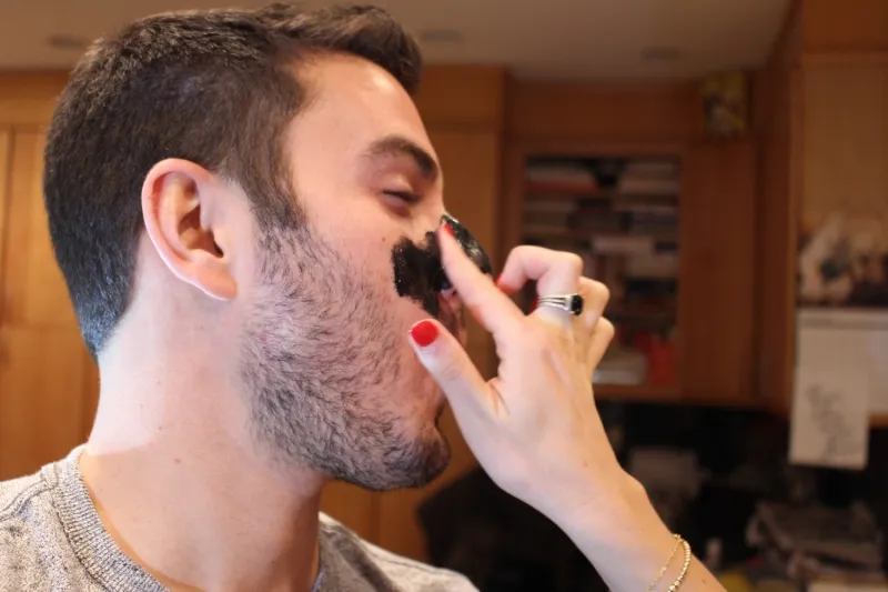 إتفوجراف.. وصفات طبيعية لصنع أفضل أقنعة الوجه لبشرة الرجال 