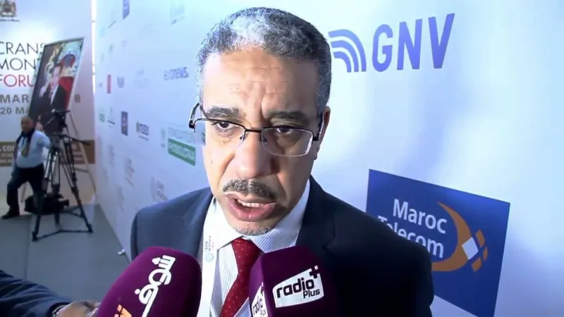 لماذا دُفن وزير الطاقة المغربي حياً في الصحراء؟ (فيديو)