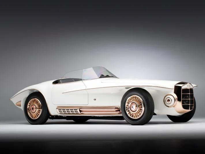 Mercer-Cobra Roadster تحفة فنية بقيمة 2.5 مليون ريال (فيديو)