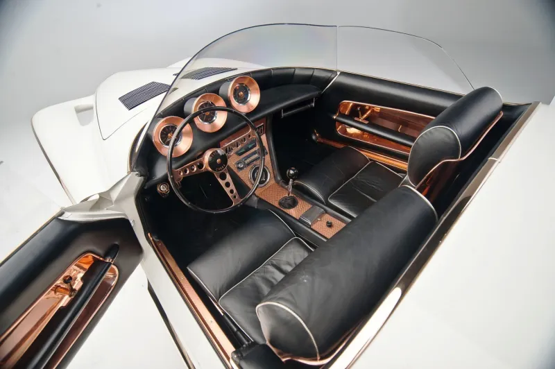 Mercer-Cobra Roadster تحفة فنية بقيمة 2.5 مليون ريال (فيديو)