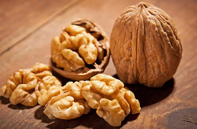 تناول هذه الأطعمة يزيد الخصوبة عند الرجال ويرفع من قدرتهم على الإنجاب