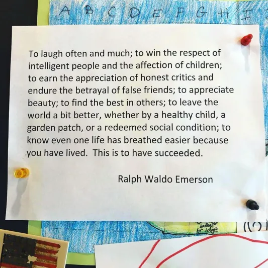 عبارات ملهمة على براد جيف بيزوس.. شاحن يومي لطاقته الإبداعية 