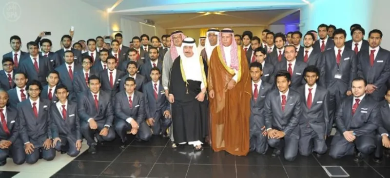 ما هو برنامج رواد المستقبل.. النافذة القيادية لشباب المستقبل