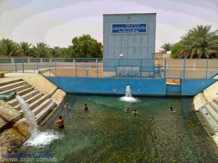 هكذا تنقذ الإحساء السعوديين من حرارة الصيف (صور) 