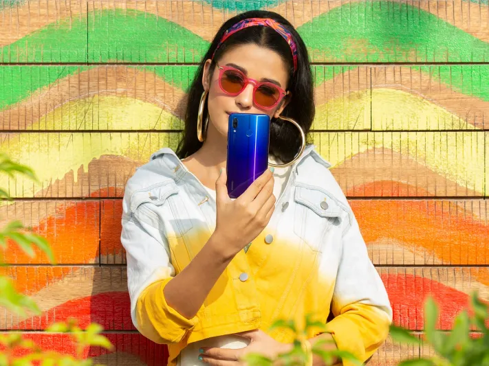 هواتف HUAWEI nova 3 ترسي معايير جديدة كلياً لصور السيلفي الاحترافية