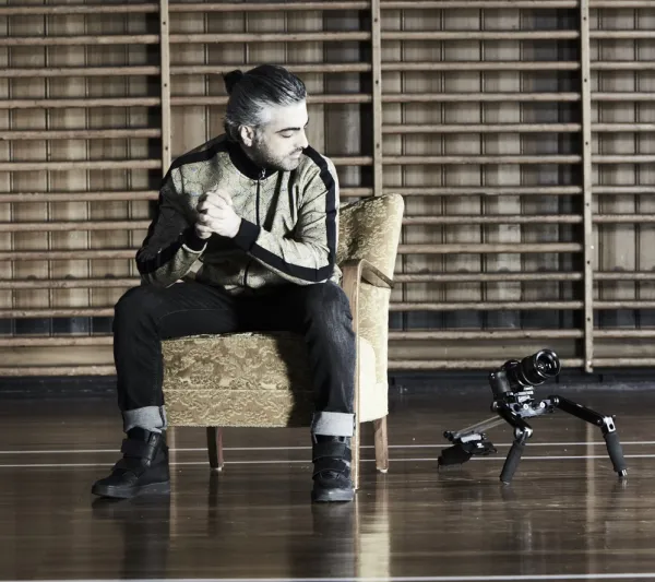 كيف وصل النجوم العرب إلى العالمية من خلال فنونهم وإبداعاتهم؟ 