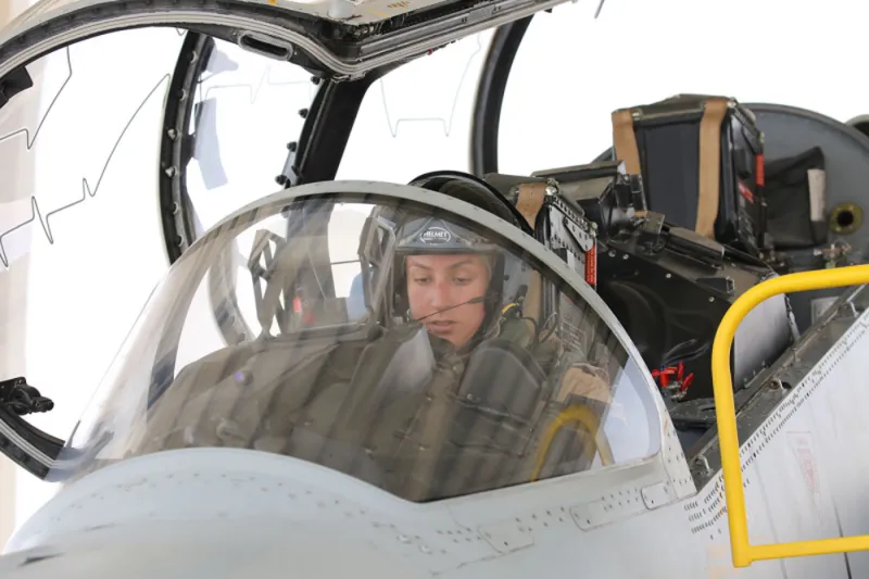 آخرهن الشيخة عائشة.. عربيات حققن إنجازات عسكرية (إنفوجراف)