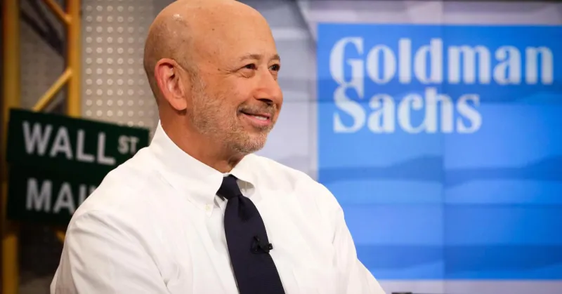 كيف نجح لويد بلانكفين في النجاة بسفينة جولدمان ساكس في خضم الأزمة المالية العالمية؟