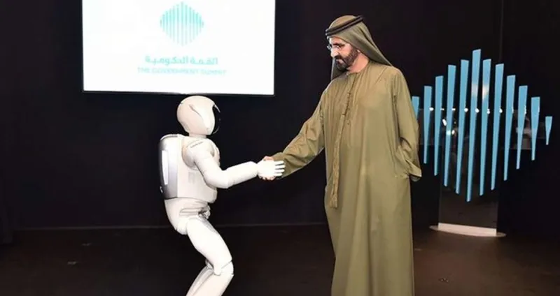 كم تبلغ قيمة صناعة تكنولوجيا المعلومات في دبي؟