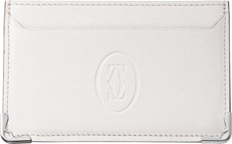 منتجات جلدية صغيرة للرجال من كارتييه حصرياً في الشرق الأوسط