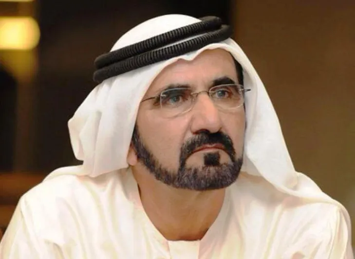 حاكم دبي يمهل جهات حكومية 6 أشهر لإسعاد موظفيهم