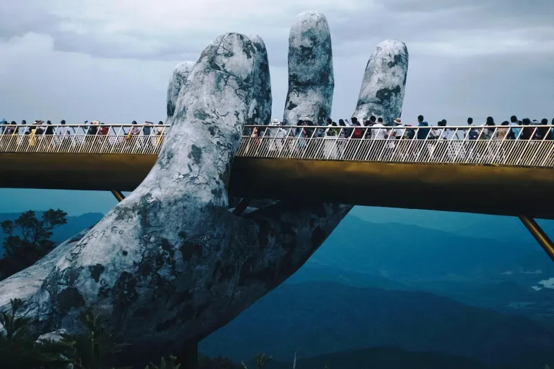 أجمل جسر بالعالم بتكلفة 2 مليار دولار (فيديو)