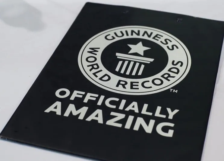 ليست للتسلية فقط.. شركات ودول استفادت من موسوعة جينيس