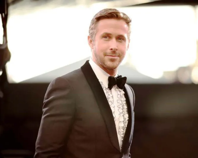 إطلالة نجوم هوليوود بالبدل.. وسامة وأناقة وجاذبية (صور)