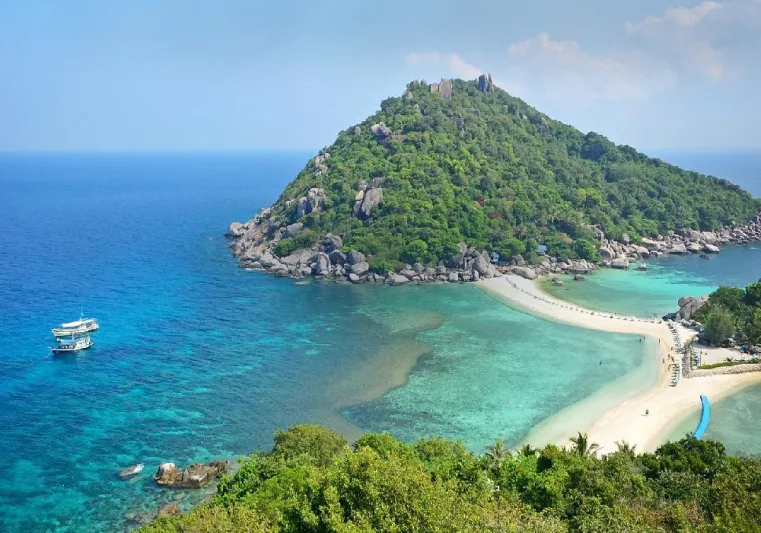 اهرب من حرارة الطقس.. أفضل الأماكن للسفر خلال أجازة عيد الأضحى