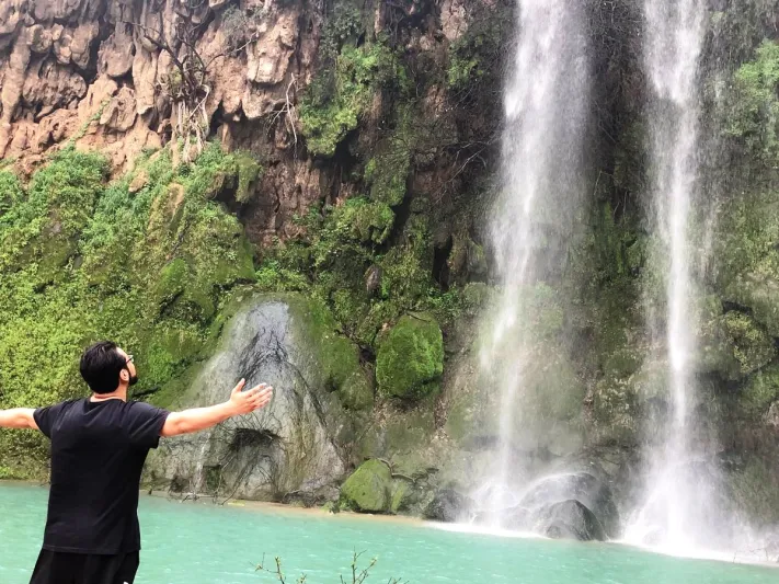 شابان عمانيان دفعا حياتهما ثمنًا لإنقاذ فتاتين سعوديتين 