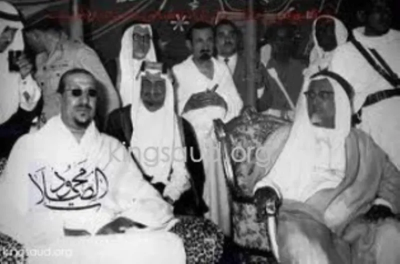 زعماء وحكام رصدتهم العدسات في الحج