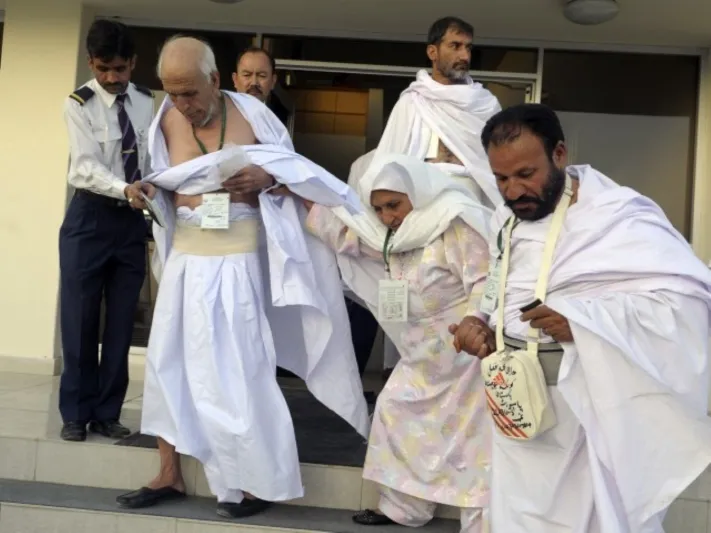 "يَأْتِينَ مِن كُلِّ فَجٍّ عَمِيقٍ".. مظاهر متنوعة للحجاج من حول العالم