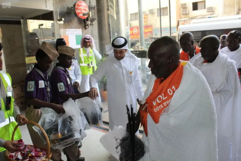 "يَأْتِينَ مِن كُلِّ فَجٍّ عَمِيقٍ".. مظاهر متنوعة للحجاج من حول العالم