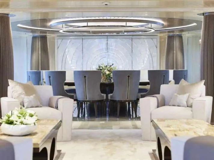 نيو سيكريت.. اليخت الأفخم في العالم (فيديو)