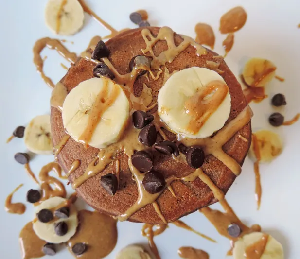  كيف حول الأخوان جويل وجون كلارك وصفة فطائر عائلية لعلامة تجارية عالمية؟