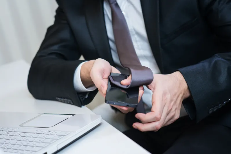 جراثيم هاتفك بنفس حجم المرحاض.. ولكن المفاجأة أكبر من ذلك!