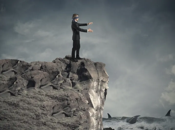 لماذا لا تنجح رغم موهبتك وجديتك في العمل؟