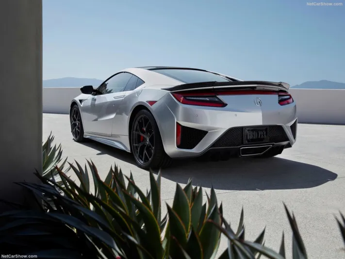 سيارة أكورا NSX 2019.. الخيار الأمثل لعشاق السرعة والتحدي