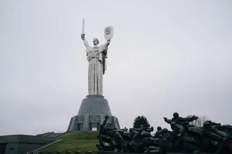 كييف.. جولة حول أقدم المدن الأوروبية ذات المناظر الطبيعية