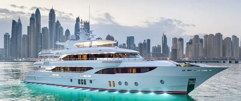 اليخت السوبر ماجيستى 125.. لتجربة بحرية فريدة من نوعها