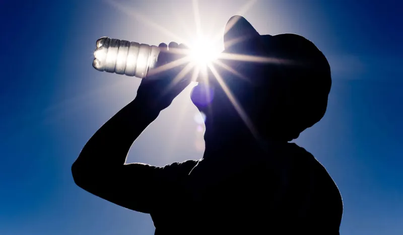 نصائح وإرشادات طبية لمواجهة الموجات الحارة فى صيف 2018